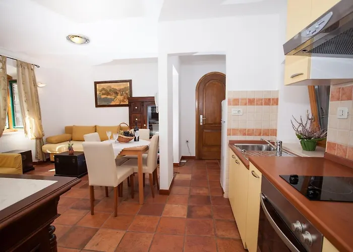 Linda Apartman Makarska